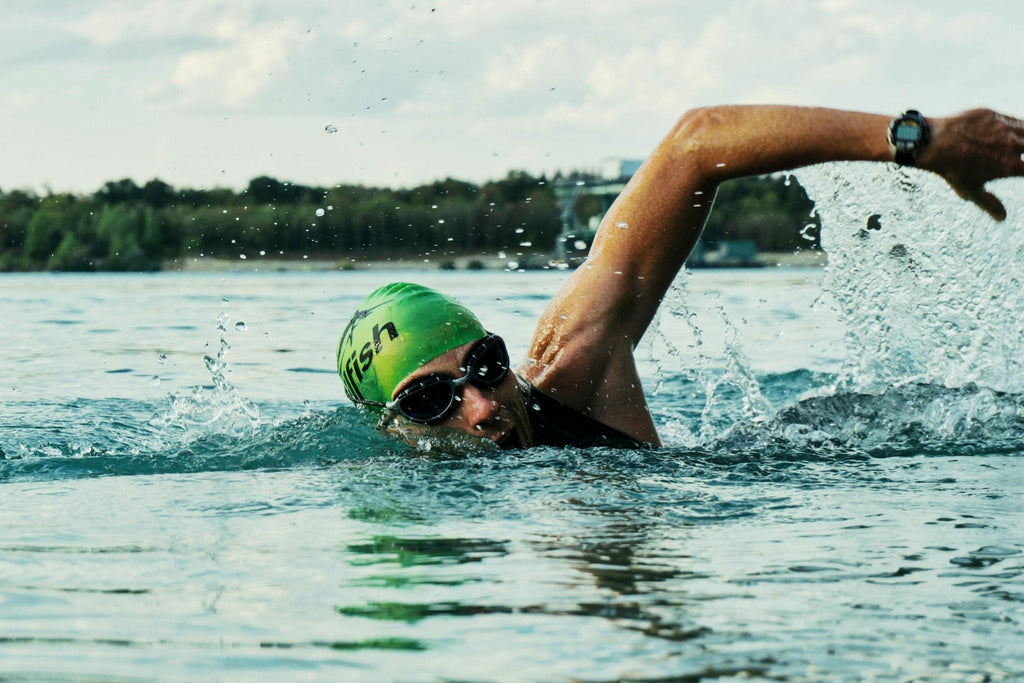 Lake Swimming in Scotland: Crystal Clear Waters - earplu.gs