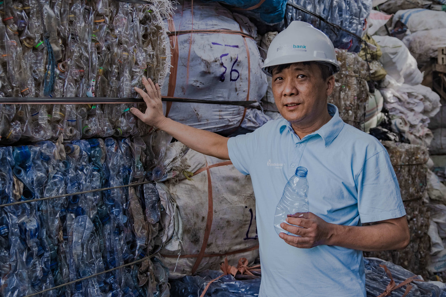 Remove 5 ocean bound plastic bottles - AquaShields