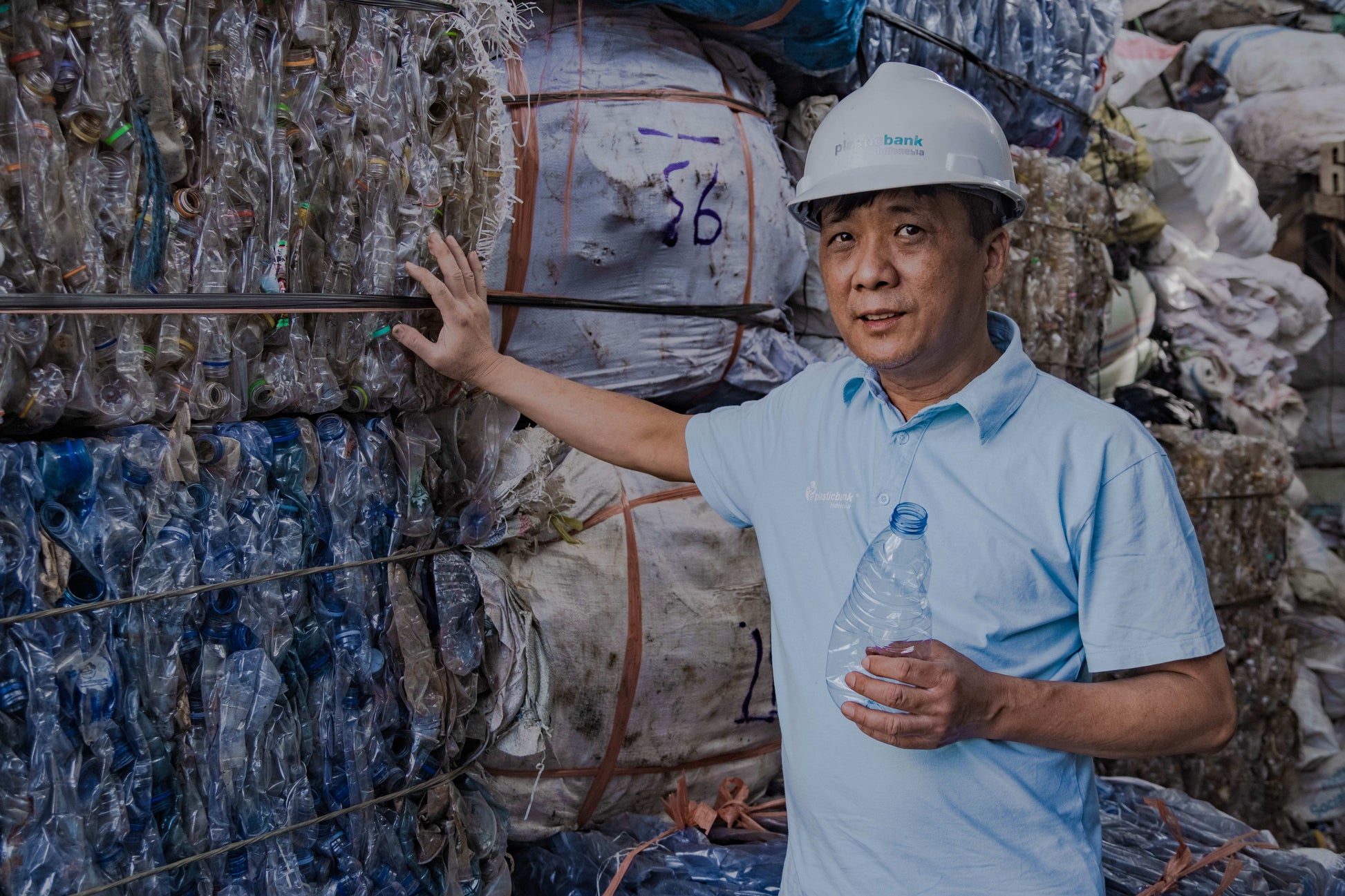 Remove 5 ocean bound plastic bottles - AquaShields